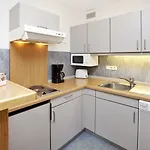 - ゼーシュピッツ アパートホテル 4*