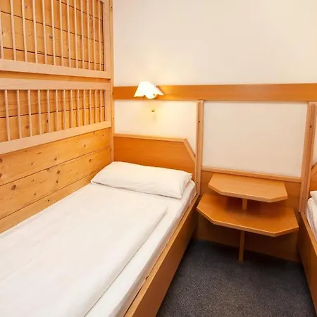 Appartement-hotel Seespitz 4*