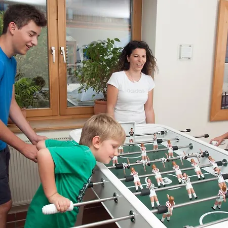 Appartement-hotel Seespitz 4*